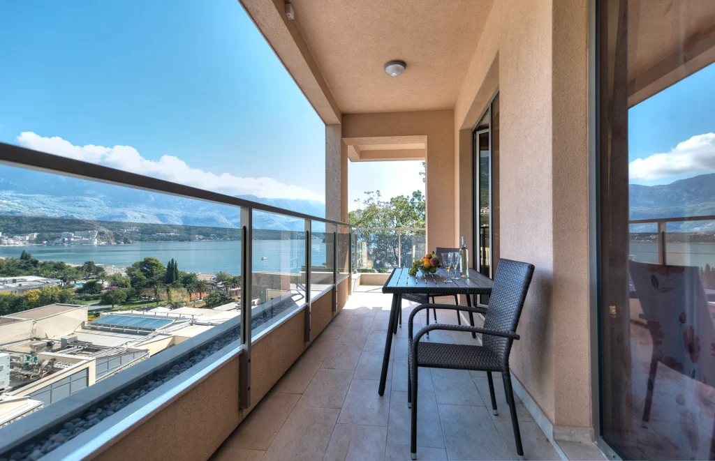 D003 2 bd apartment Harmonia 93 м2