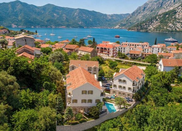 1-bedroom apartment in a residential complex in Risan