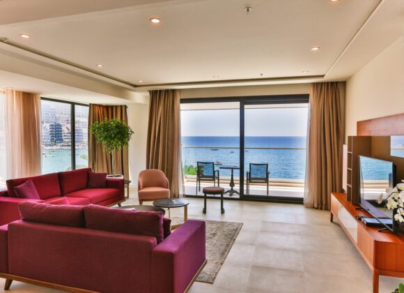 3-bedroom apartment in a residential complex, Rafailovici (Budva)